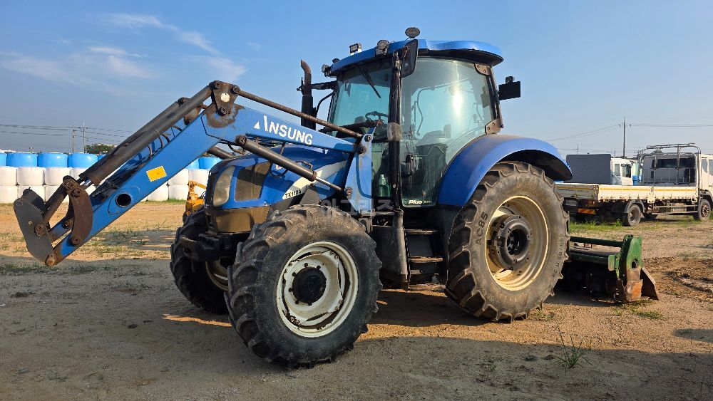 뉴홀랜드 트랙터 TX110A (110마력)
