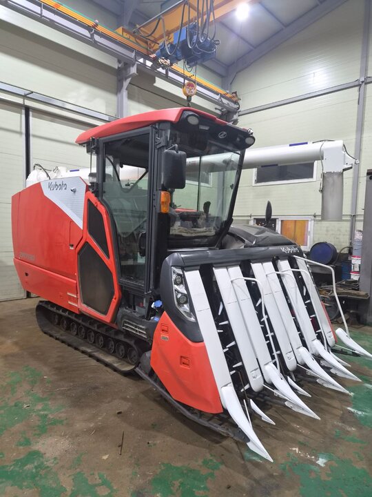 Kubota Combine Harvester ZR7130 (7Rows)
