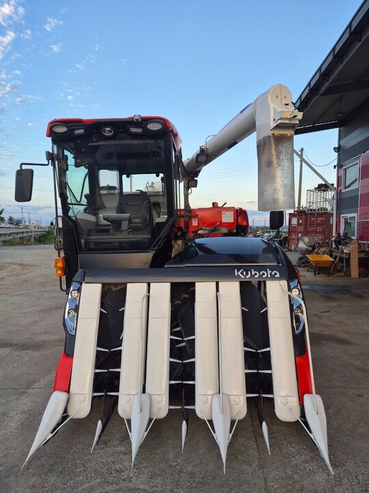 Kubota Combine Harvester ZR6130 (6Rows)