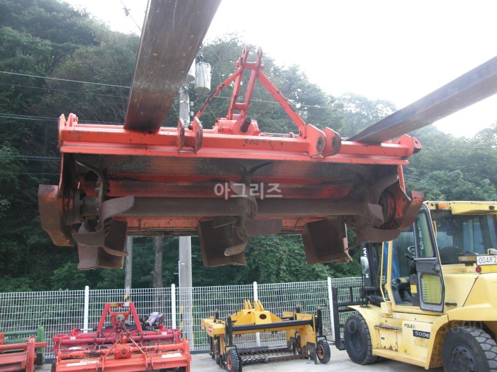LS-고구마골 2골배토기 LS-고구마골 2골배토기 GMR-165A 로타리