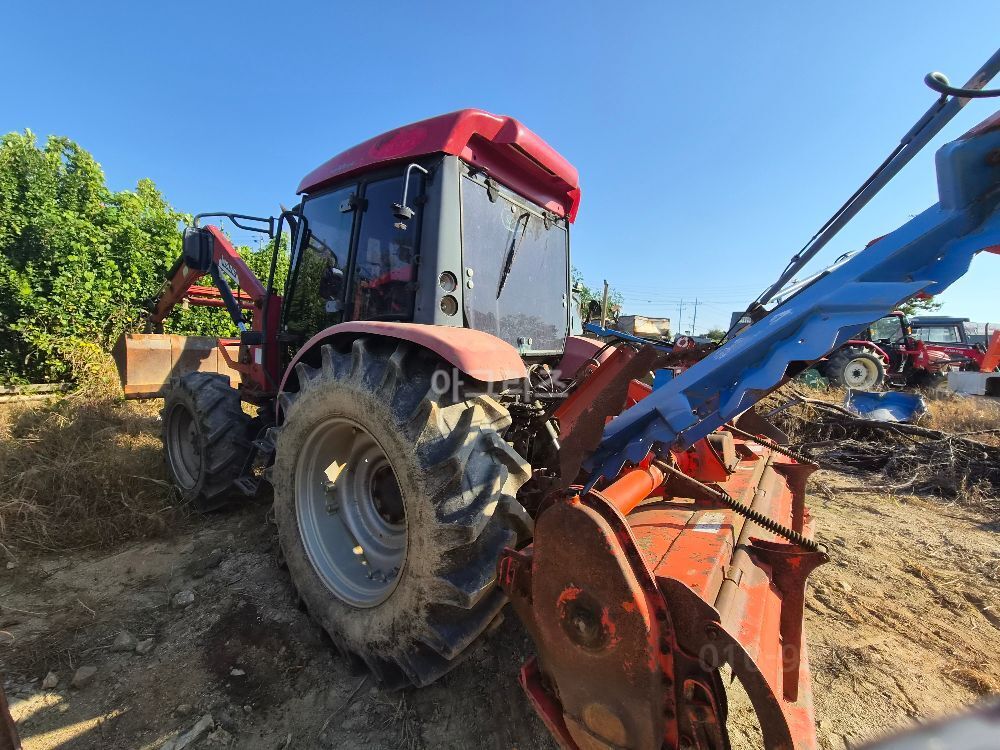 TYM 트랙터 T680 (68마력)