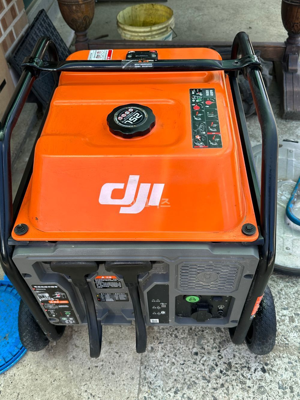 DJI 드론발전기  D9000I