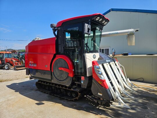 국제 콤바인 KC6130 (6조식)
