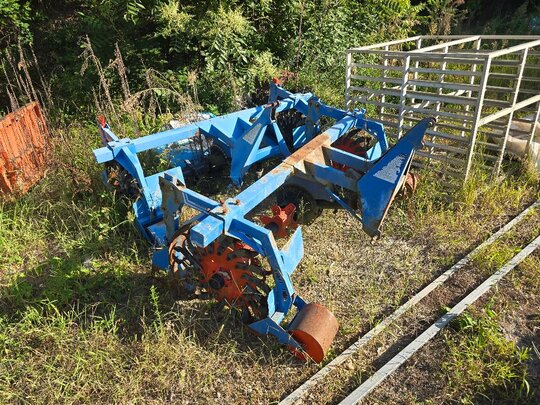대호 로타리 복토기 T860 (경폭250cm) 앞좌측면