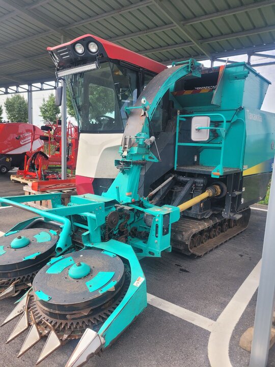 성도 자주식 옥수수베일러 SMR1020