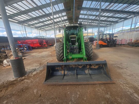 TYM 트랙터 Fendt F712 (137마력)