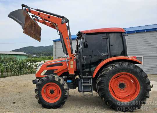 Daedong Tractor PX1000 (100hp) 앞좌측면