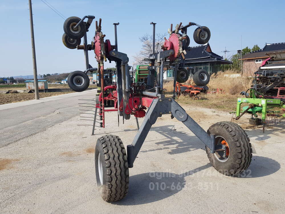 라이브맥 레이크 R620 뒤우측면