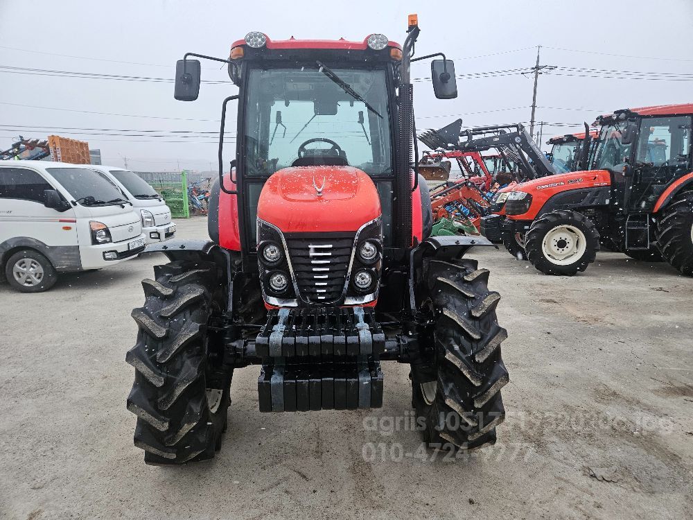 국제 트랙터 LUXEN100 (100마력)