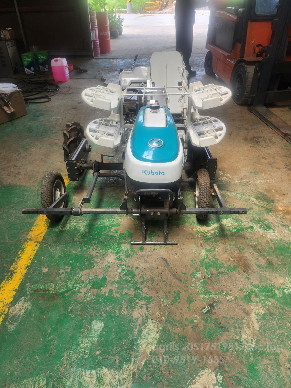 Kubota 구보다반자동이식기KP-100KR KP-100KR 