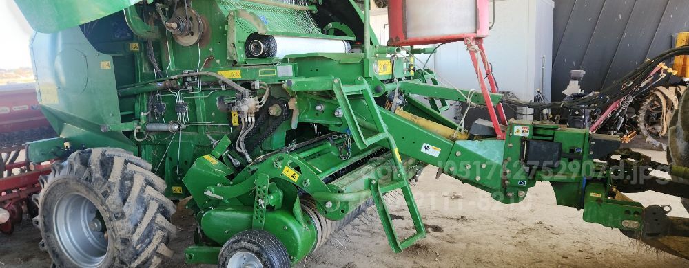  Round Baler F5500  뒤우측면