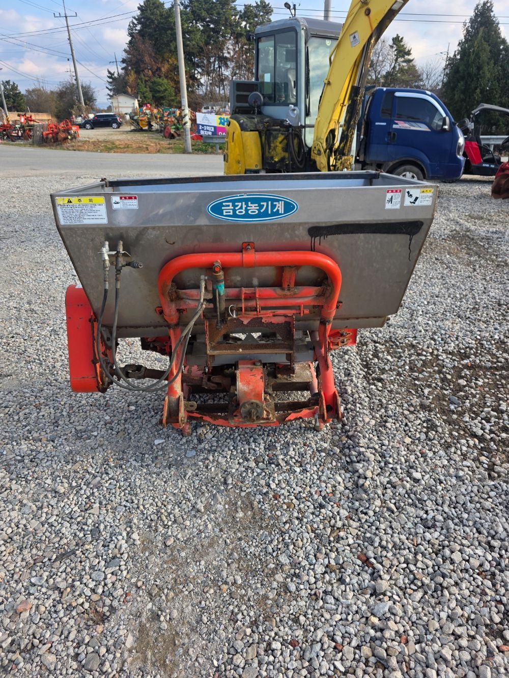 금강농기계 트랙터용살포기 DP-N500