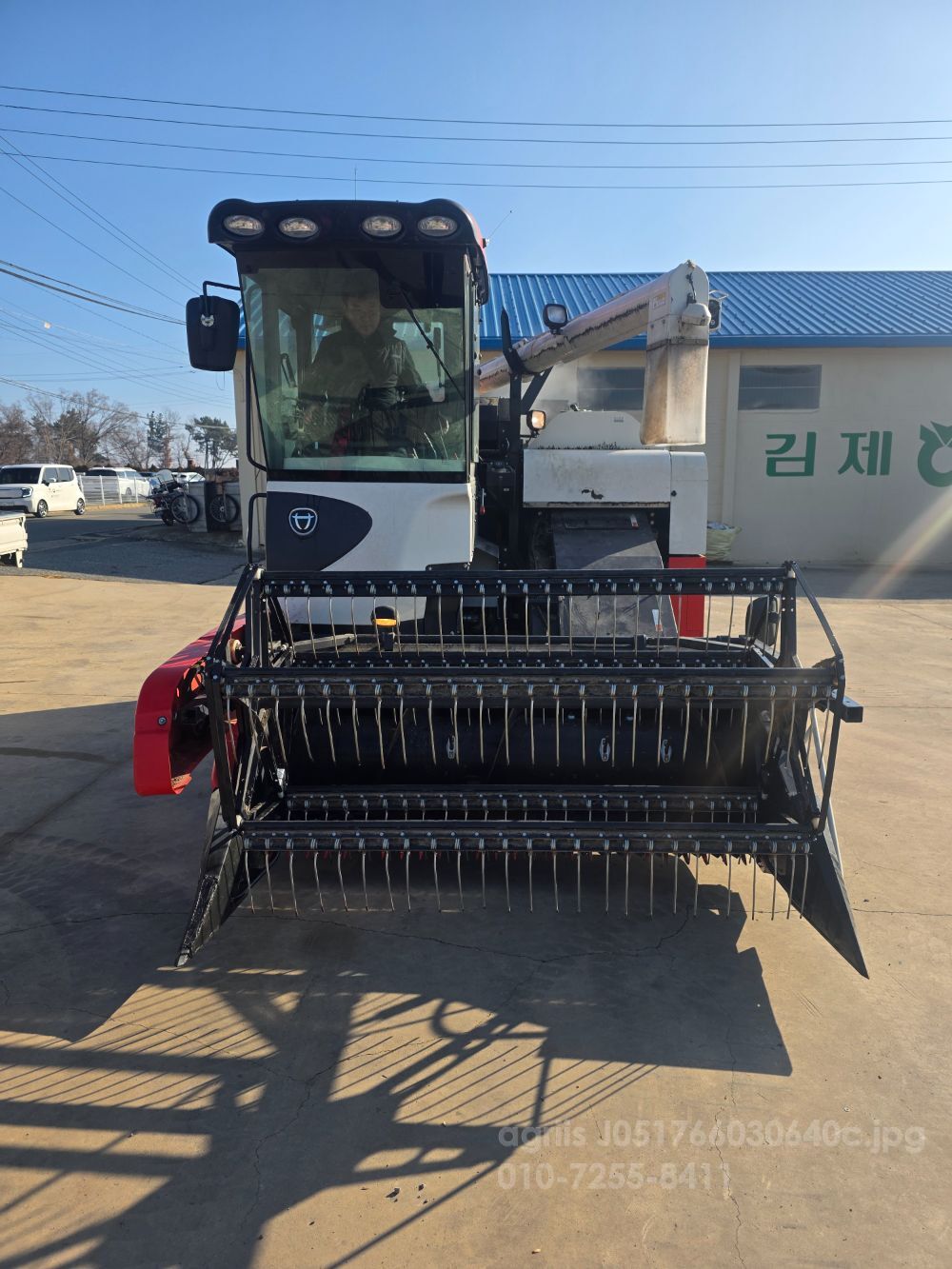 Daedong Combine Harvester DSF85 (보통형)