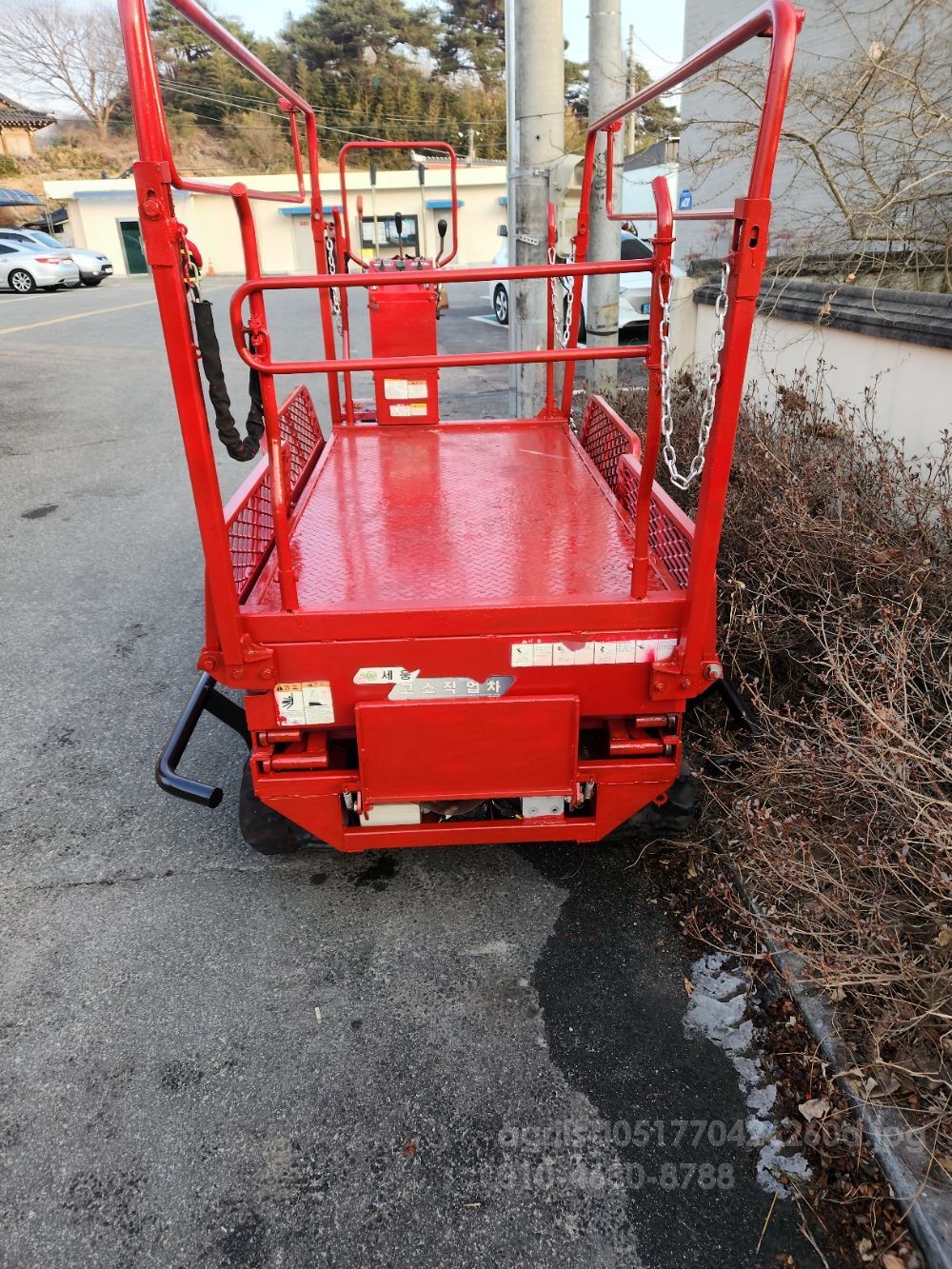  고소리프트 엔진구동형  뒤우측면