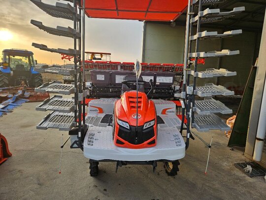 구보다 이앙기 KNW8SF (8조식)