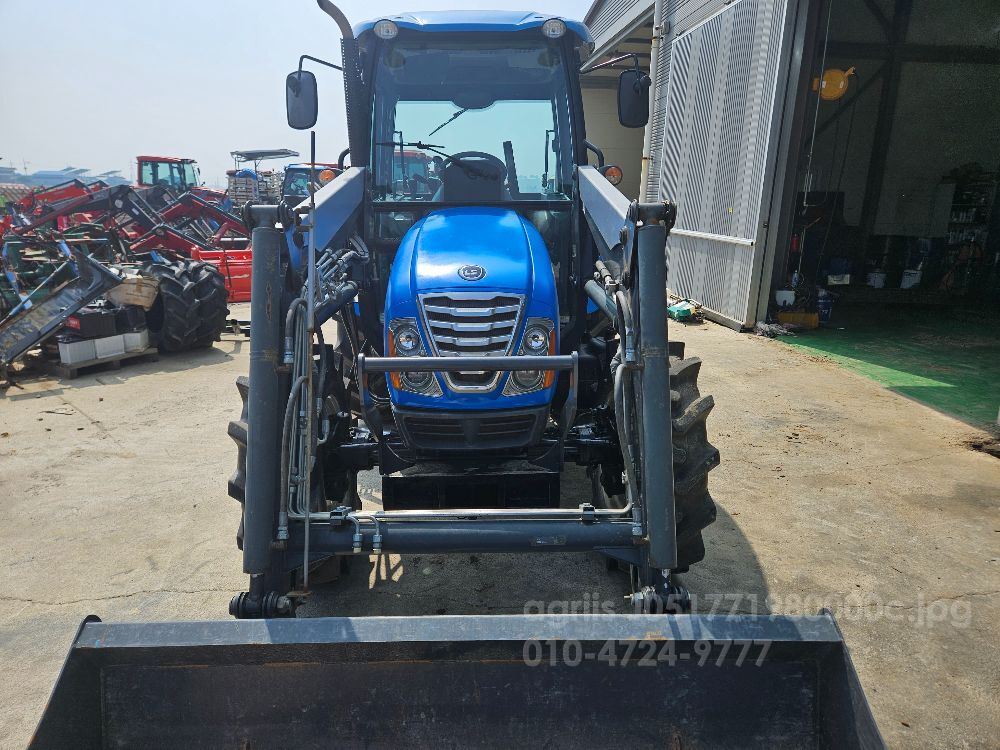 LS 트랙터 XU6168 (68.9마력)