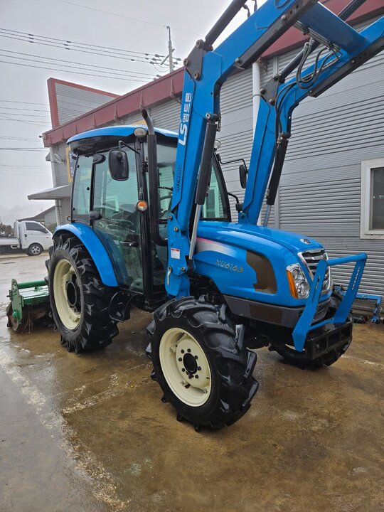 LS Tractor XU6163 (63.9hp)