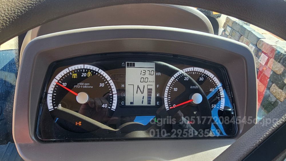 대동 트랙터 HX1200 (127마력) 뒤우측면