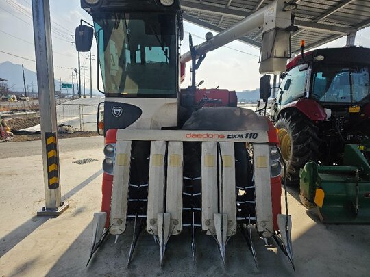 Daedong Combine Harvester DXM110 (6Rows)