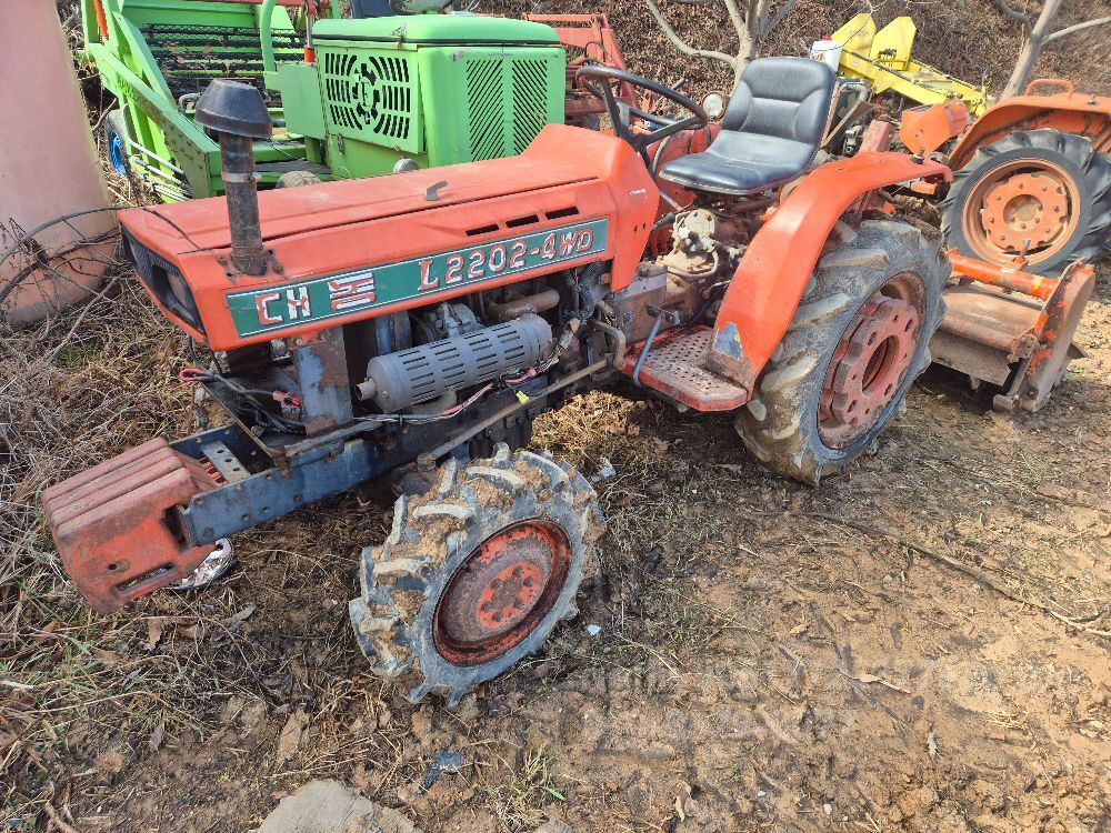 Daedong Tractor L2202-4WD (22hp)