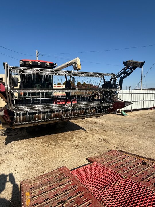 Yanmar Combine Harvester AG1140R (보통형)