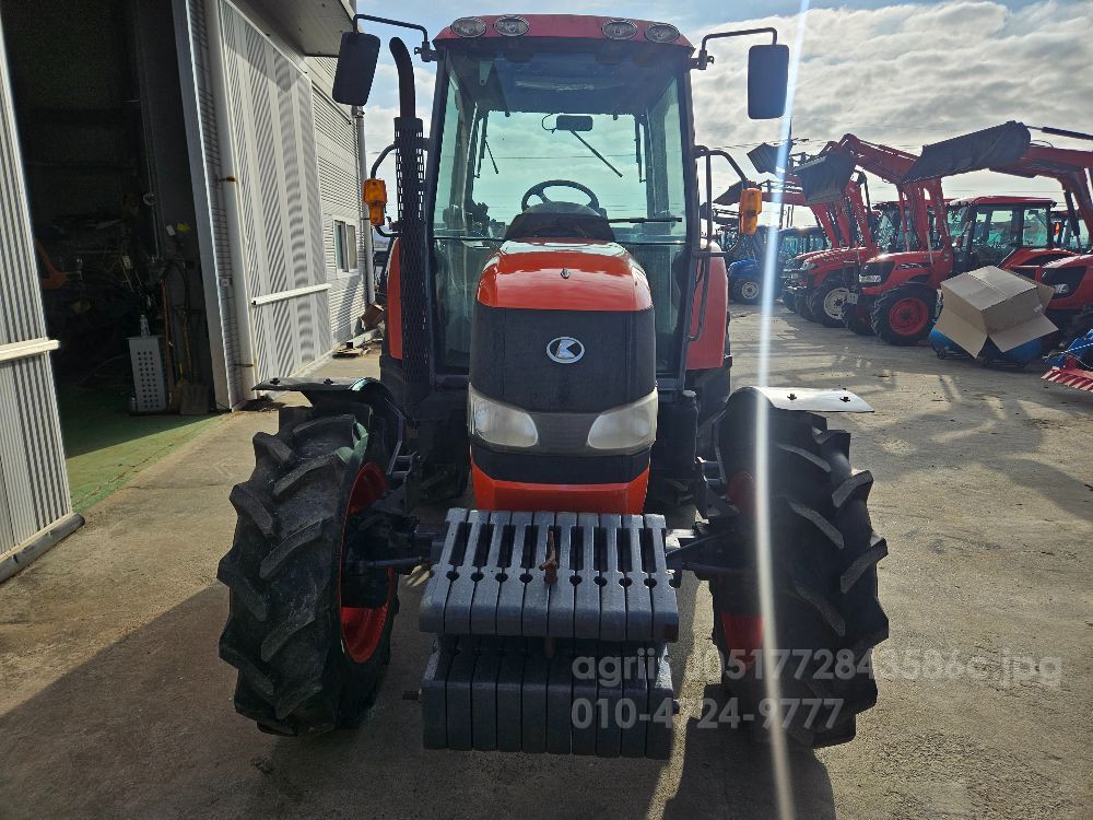 구보다 트랙터 MZ853 (85마력)