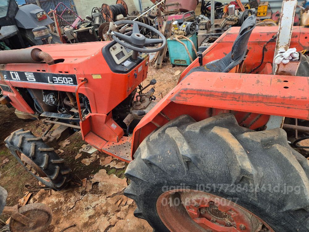 대동 트랙터 L3502 (35마력) 뒤우측면