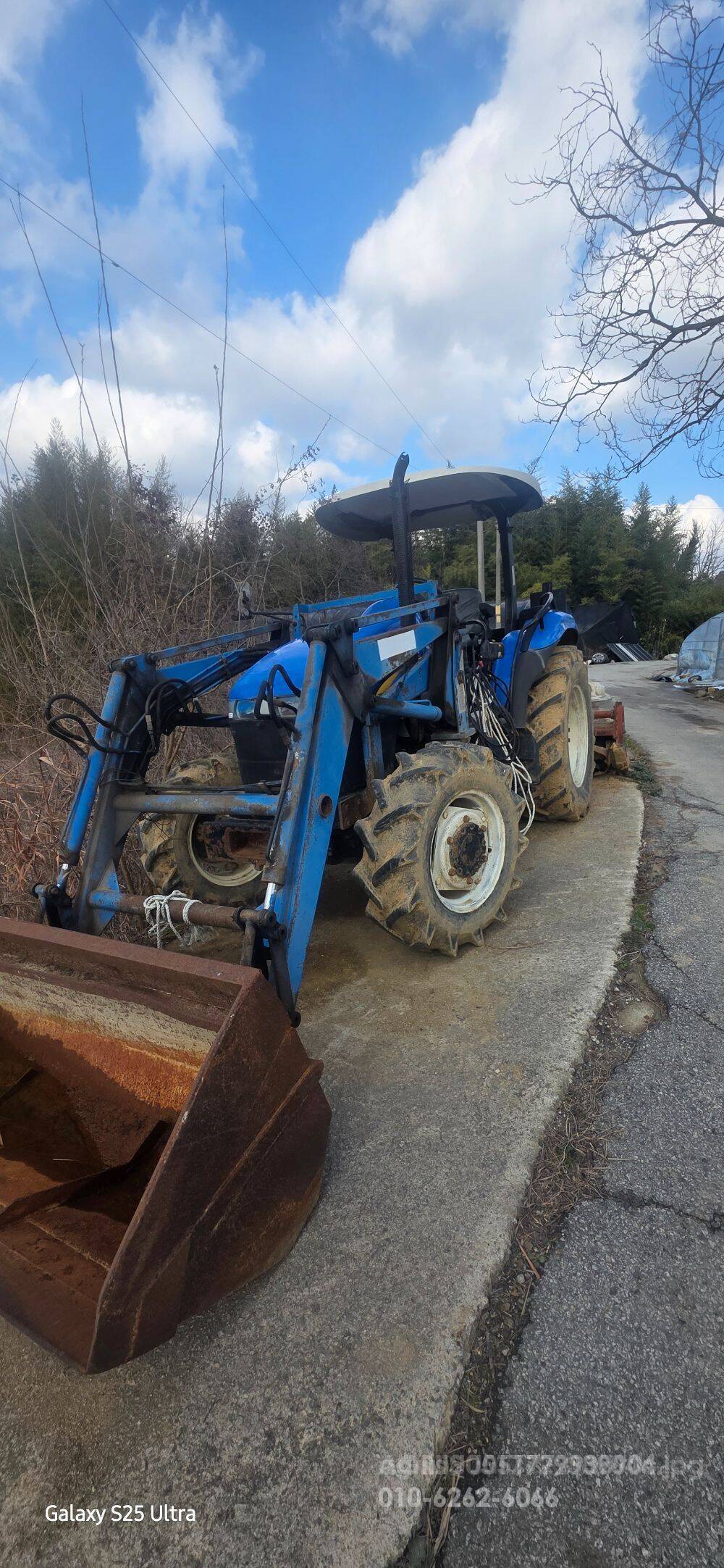 NewHolland Tractor TD60D (60hp)