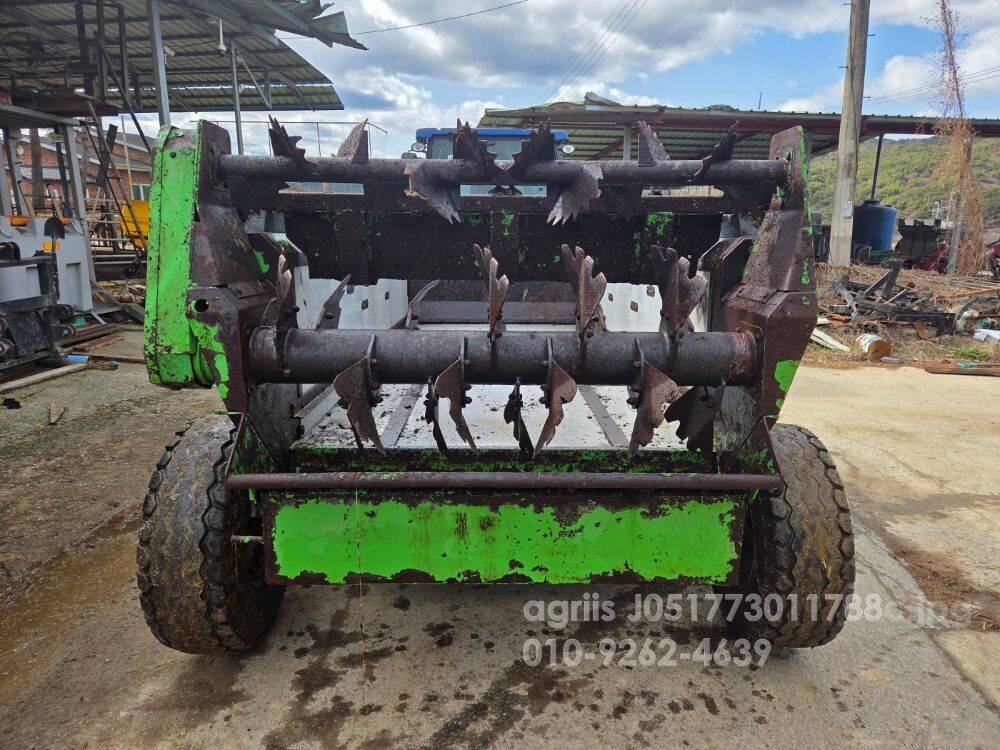 안성퇴비살포기 퇴비살포기 4200