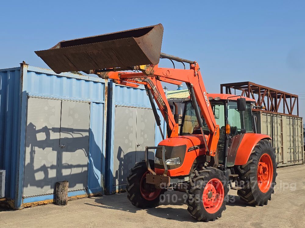 구보다 트랙터 MZ957 (100마력)