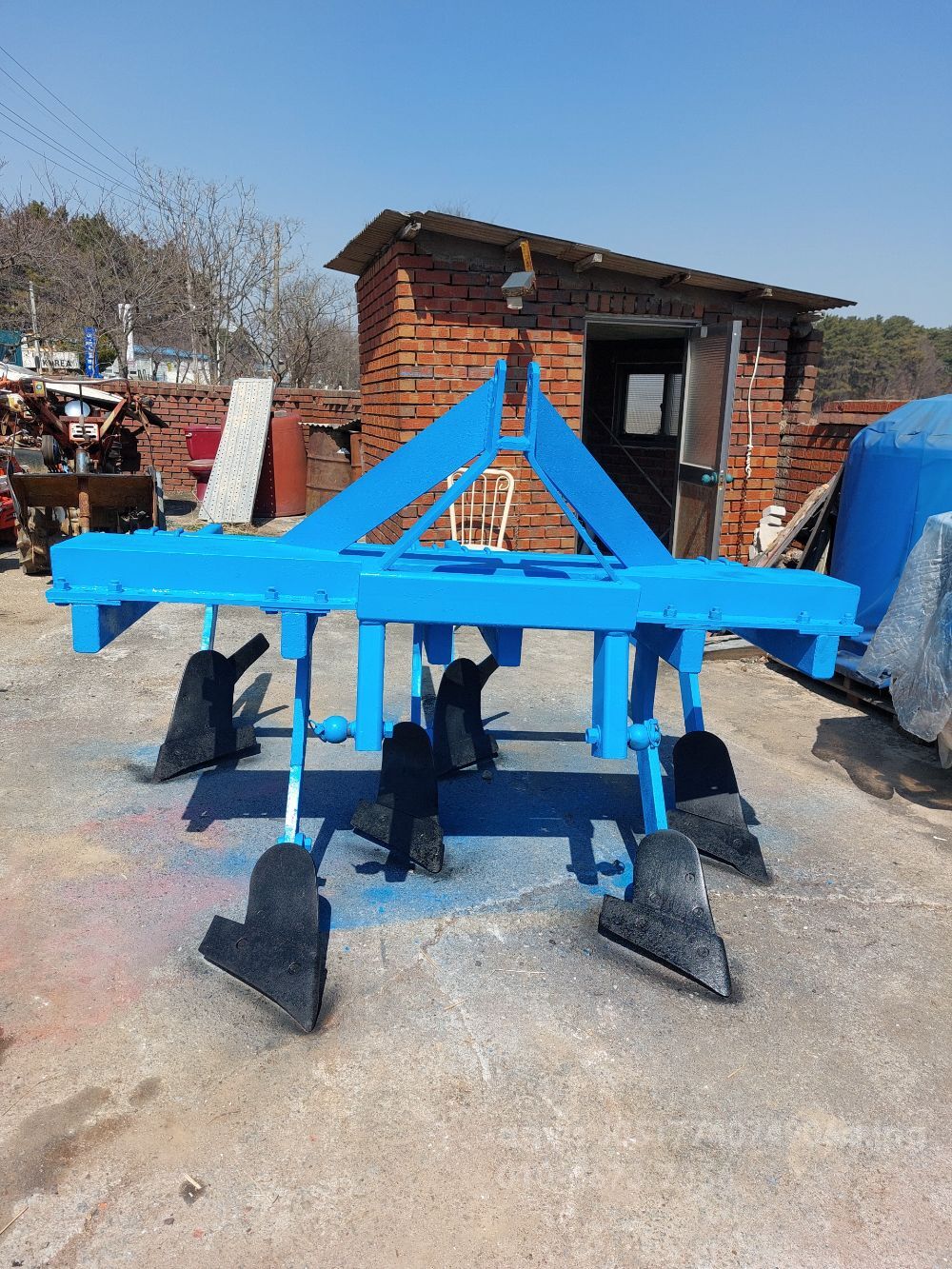  Plow 소형 6련  뒤우측면