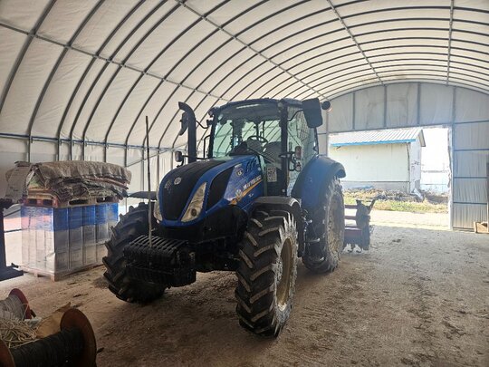 뉴홀랜드 트랙터 T5.120 (117마력)