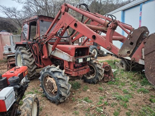 NewHolland Tractor 55-66D (55hp)