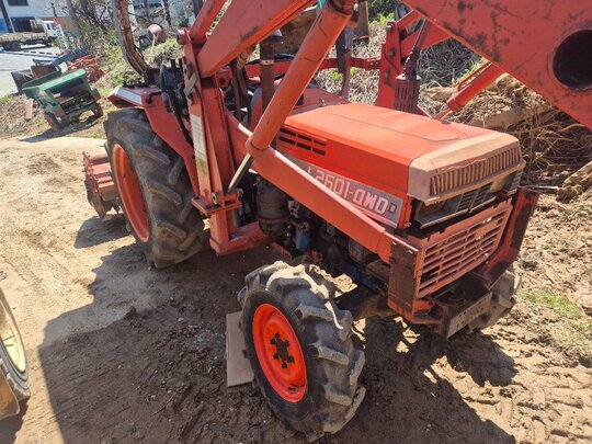 Daedong Tractor L2601-4WD (26hp)