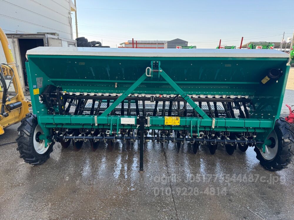 라이브맥 목초파종기 줄파종기 GRANO 300