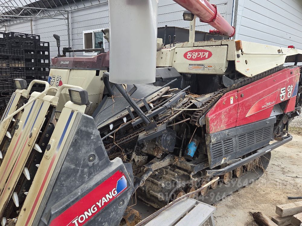 TYM Combine Harvester C704G (4Rows)