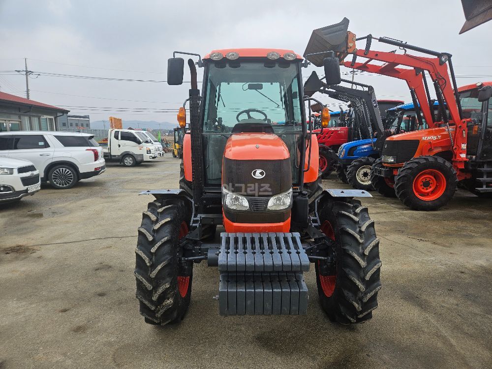 구보다 트랙터 MZ957 (100마력)