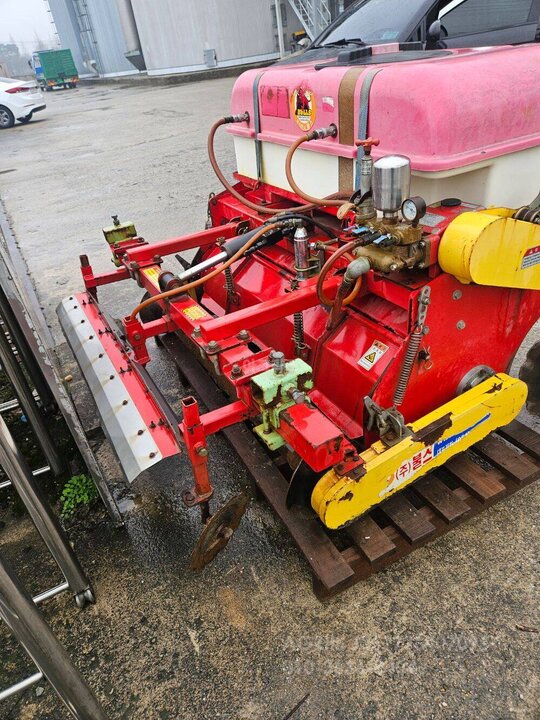  마늘양파휴립복토기 휴립복토기 