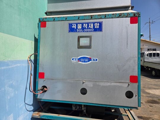  1톤차량용 곡물적재함 1톤차량용 곡물적재함 