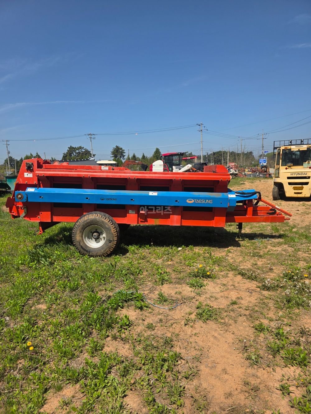 Taesung 퇴비살포기(4.5톤) TS-45H  뒤우측면