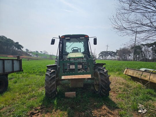 존디어 트랙터 6415 (105마력)