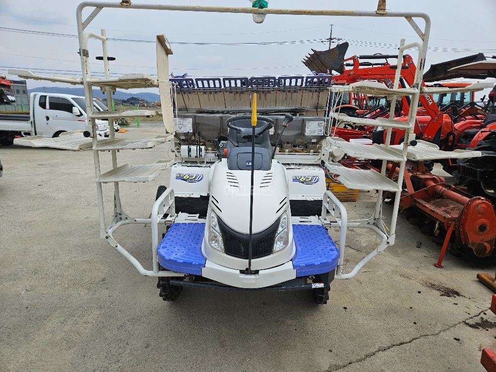 LS 이앙기 LV63D (6조식)