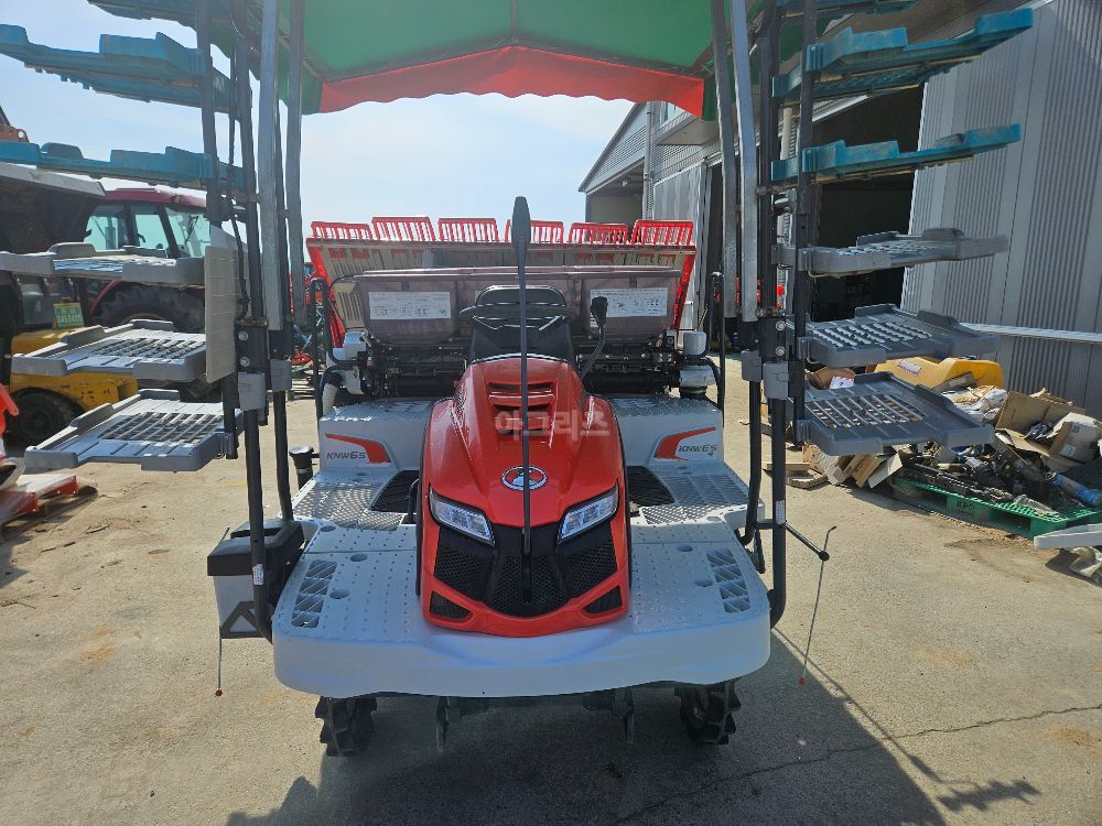 구보다 이앙기 KNW6SF-GS (6조식)