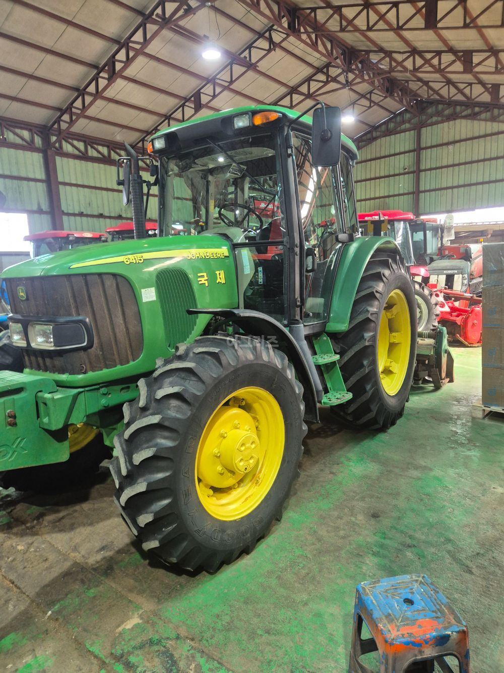 JohnDeere Tractor 6415 (105hp)