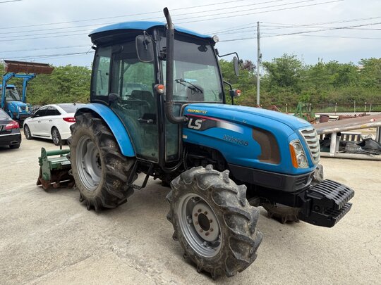 LS 트랙터 XU6155 (55.7마력)