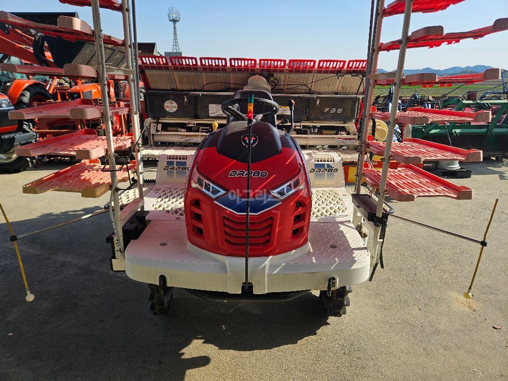 Daedong Rice transplanter DRP80FA (8Rows)