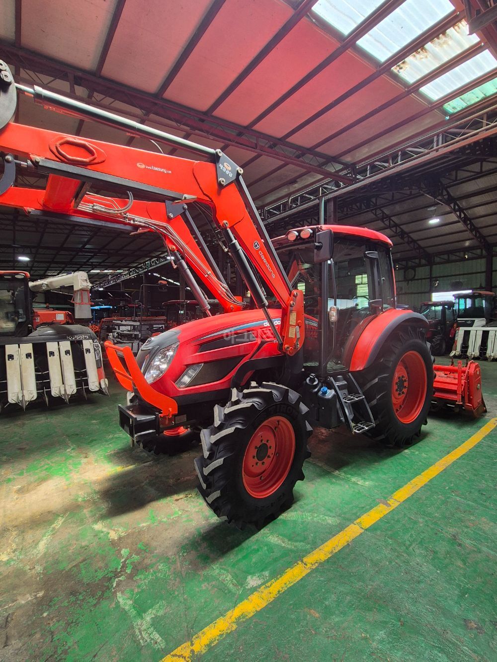 Daedong Tractor PS900 (94hp)