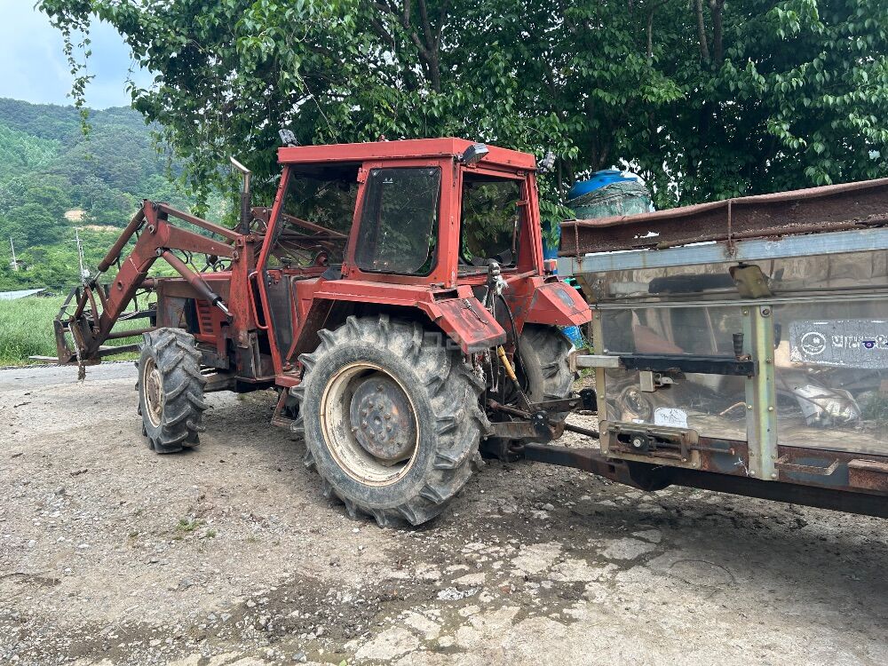NewHolland Tractor 55-66D (55hp)