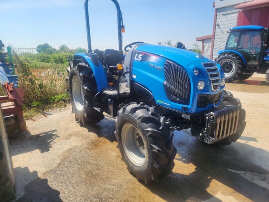 LS Tractor XR4160 (58.9hp)
