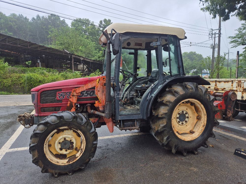 TYM 트랙터 T550 (55마력)